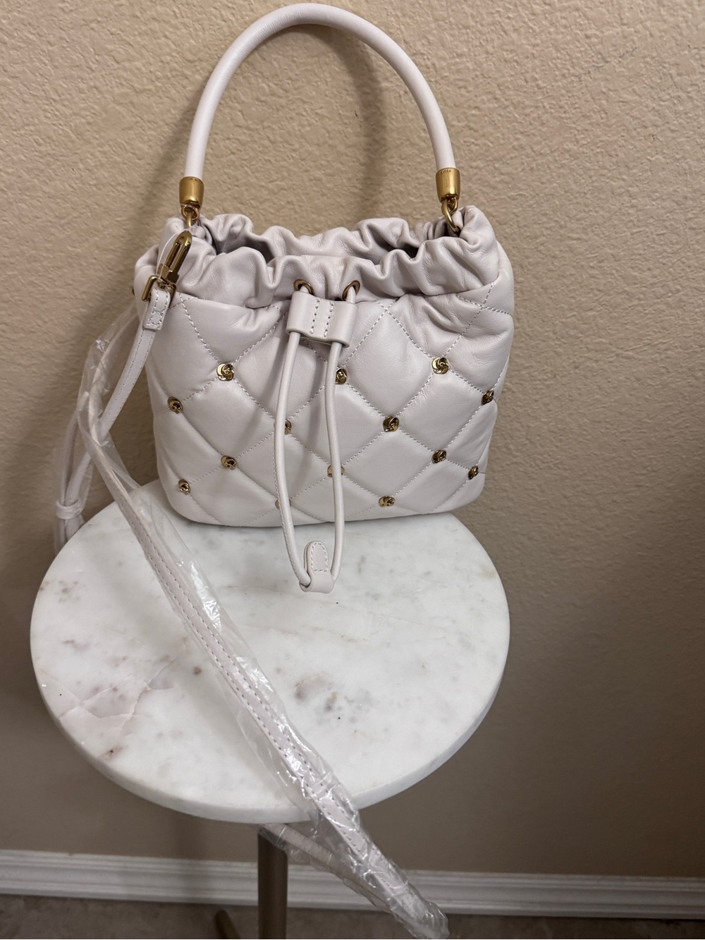 TED BAKER LONDON Classic Rosette studs Bucket off White leather crossbody Bag
